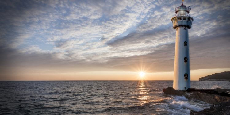 Maîtriser la veille technologique en 3 étapes clés