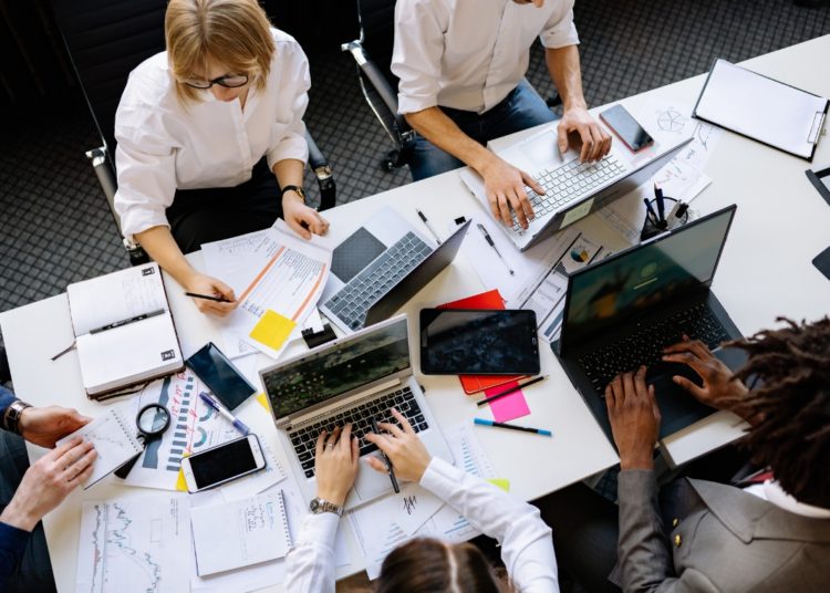 Comment gérer une période de rush au travail ?