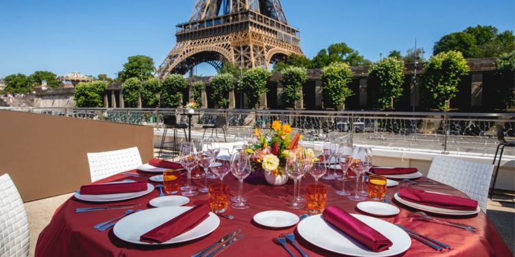 Les Vedettes de Paris, aux premiers rangs de la Ville lumière