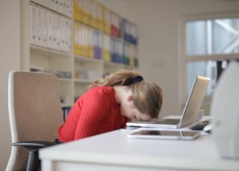 Sommeil et travail : je t’aime, moi non plus