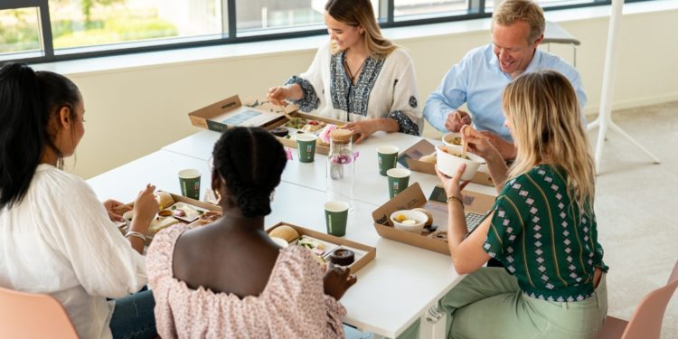 Fooding au bureau : les tendances qui mijotent