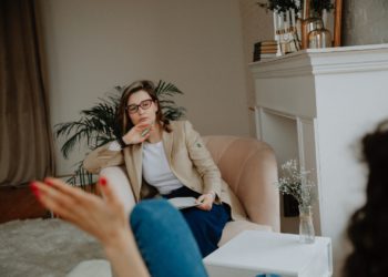 L’art de mieux écouter et analyser au travail !