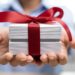 Les cadeaux d’affaires : des outils stratégiques qui font mouche !