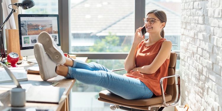 Flex office : la nouvelle norme du bureau de 2025